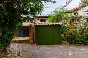 Image 39 - 239428