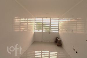 Image 5 - 239444