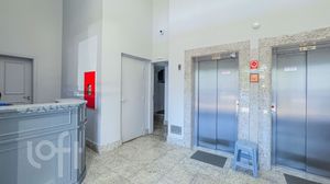 Image 30 - 239622