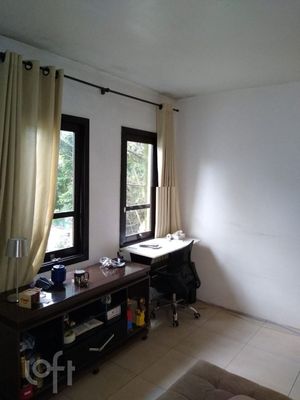 Image 21 - 239702