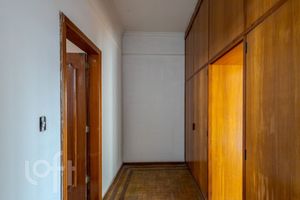 Image 15 - 239774