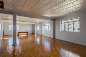 Image 33 - 239774