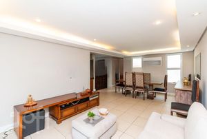 Image 2 - 239791