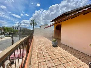 Image 19 - 239894