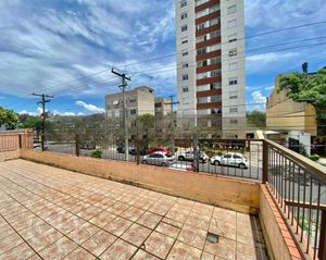 Image 9 - 239894