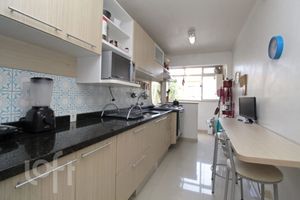 Image 3 - 239992