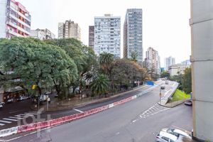 Image 13 - 239998