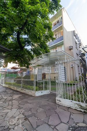 Image 21 - 240250