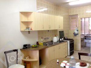 Image 12 - 240556