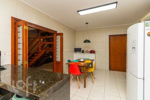 Image 32 - 240687