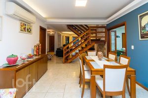 Image 1 - 240687