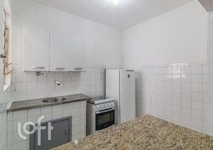 Image 5 - 240995