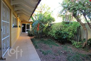 Image 37 - 241302