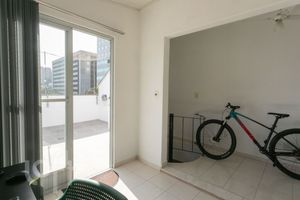 Image 33 - 241450