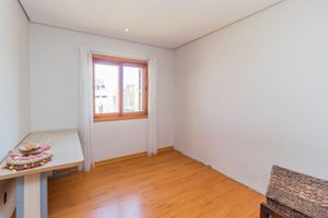 Image 11 - 241582