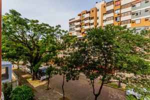 Image 6 - 241642