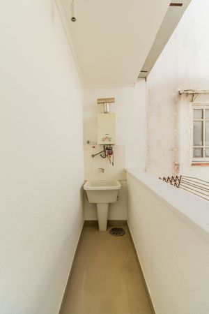 Image 34 - 241692