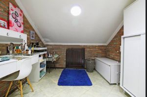 Image 1 - 241716