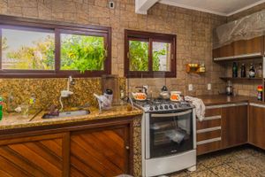 Image 25 - 241719