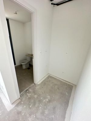 Image 3 - 241866