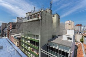 Image 6 - 242001