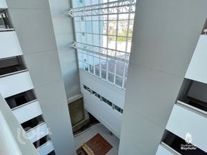 Image 26 - 242140