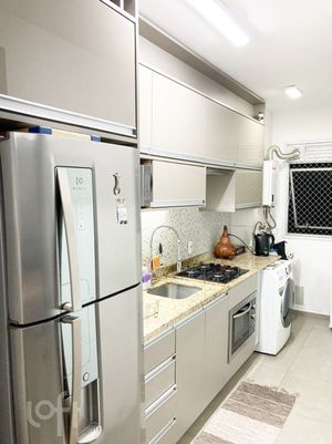 Image 3 - 242215