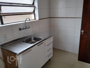 Image 7 - 242326