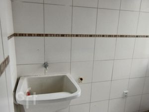 Image 2 - 242326