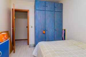 Image 19 - 242423