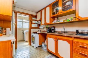 Image 23 - 242423