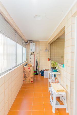 Image 30 - 242438