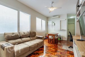 Image 1 - 242611