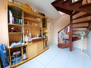 Image 1 - 242627