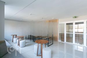 Image 6 - 242650