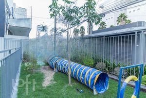 Image 35 - 242651