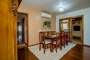 Image 7 - 242687