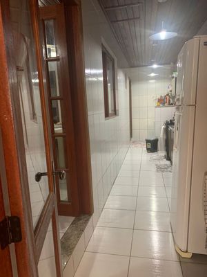 Image 4 - 242713