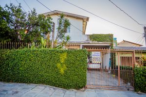 Image 1 - 242758