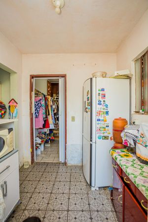 Image 30 - 242758