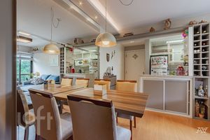 Image 1 - 242894