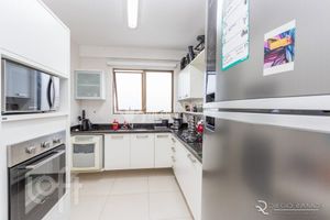 Image 16 - 242901