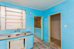 Image 19 - 242941