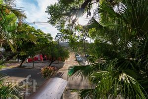 Image 18 - 243055