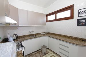 Image 19 - 243085