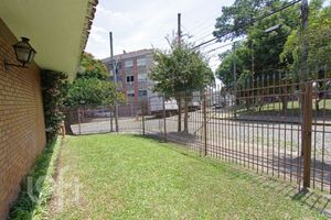 Image 32 - 243085