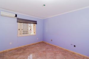 Image 22 - 243303