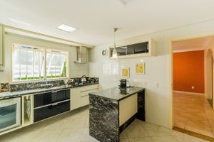 Image 41 - 243303