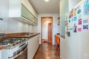 Image 18 - 243349