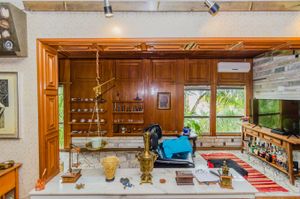 Image 10 - 243358